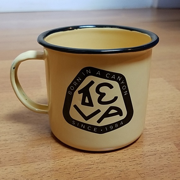 teva born in the canyon